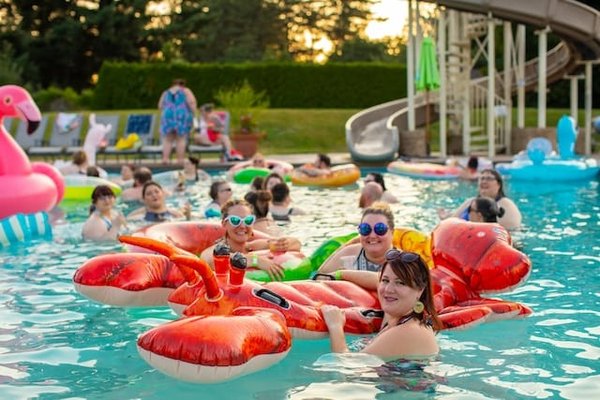 10 Jeux de Camping Incontournables pour Vos Enfants : Le Guide Ultime pour des Vacances Mémorables