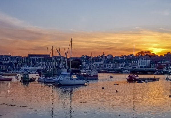 Les Meilleurs Spots de Camping Près de Concarneau à Découvrir Ce Week-End
