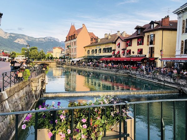 Top 5 des plus charmants mobil-homes pour 2 personnes à Annecy