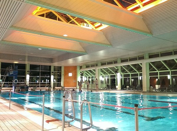 Détente et Loisirs à Biscarrosse : Votre Guide des Campings avec Piscine Couverte